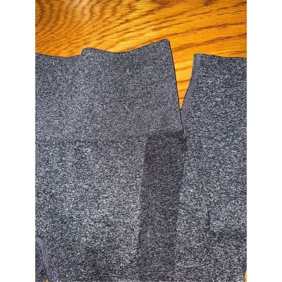 Seamless Dark Gray High-Waisted Leggings – Size Small - Picture 2 of 5